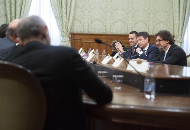 Conte, Di Maio e Toninelli indagati sulla Diciotti: cosa succede ora article-post