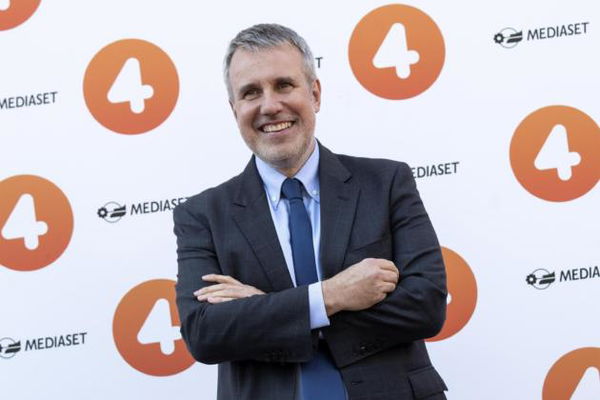 Gerardo Greco non è più il direttore del Tg4