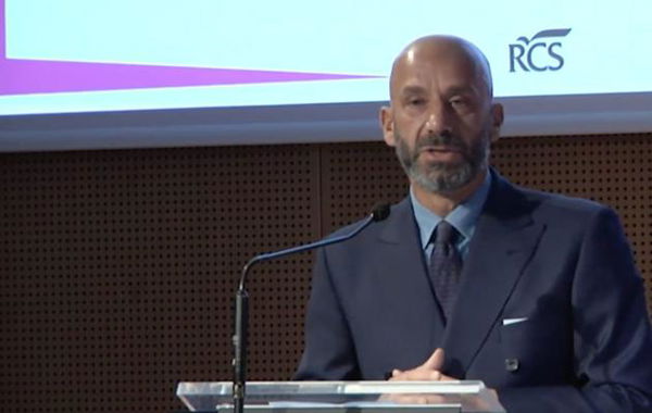 Gianluca Vialli e la malattia: «Sto meglio, dovrete sopportarmi ancora per parecchio tempo»