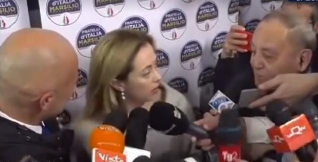 Giorgia Meloni bestemmia dopo la vittoria in Abruzzo? «Ho detto ‘Santa Madonna’» | VIDEO article-post