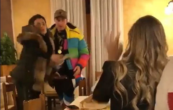 Quello di Facchinetti e di Laura Cremaschi era tutto uno scherzo de Le Iene