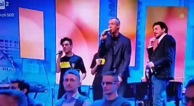 Luca e Paolo fanno la parodia di Salvini sulle note di ‘Teorema’ | VIDEO