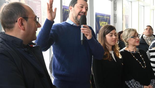 Christophe Castaner Matteo Salvini, il ministro dell'Interno francese Castaner rifiuta la convocazione