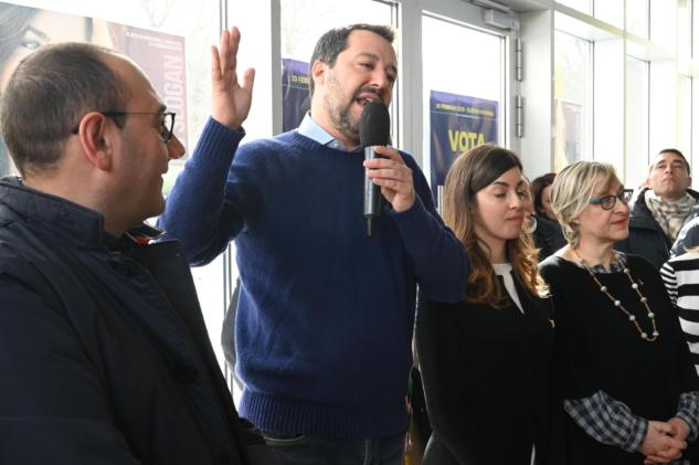 Il ministro dell’Interno francese: «Salvini non può convocarmi» article-post