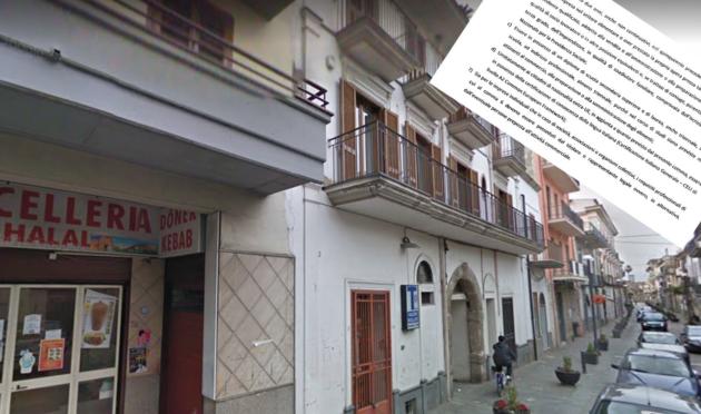 Palma Campania, per aprire un negozio devi avere l’A2 d’italiano e non puoi scrivere insegne in altre lingue article-post