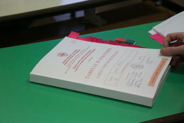 La lentezza nello spoglio delle Regionali in Sardegna non è una novità