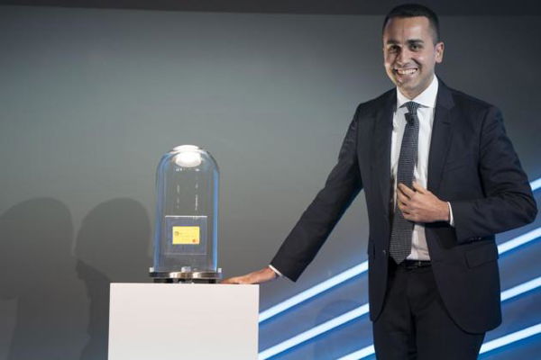 Di Maio sbaglia la citazione di Einstein