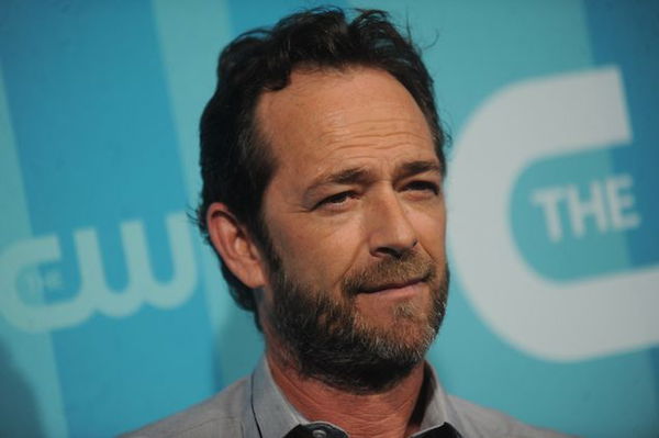 Luke Perry colpito da un ictus