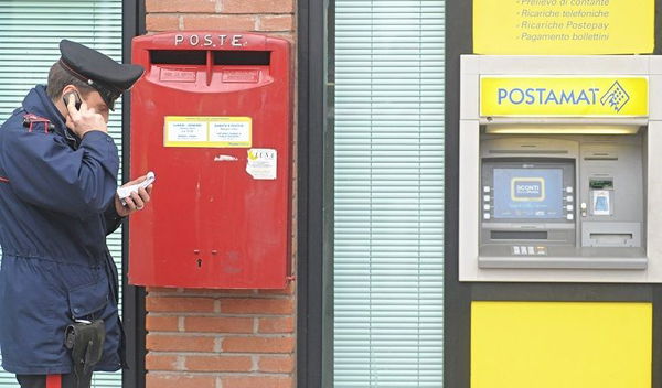 Agrigento, impiegato delle Poste ruba 573mila euro dai conti correnti