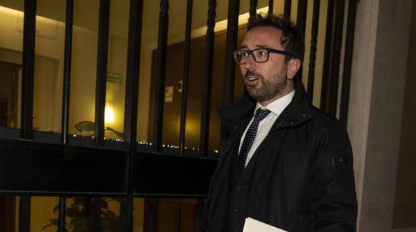 Bonafede: «Le accuse a De Vito troppo gravi non espellerlo». E se fosse innocente?