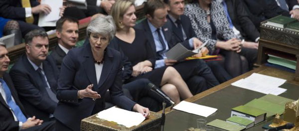 Brexit, Westminster boccia di nuovo l’accordo di Theresa May