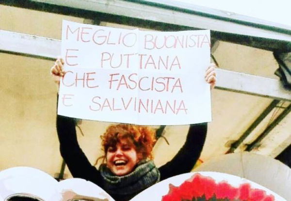 Giulia è l’ennesima ragazza messa alla gogna social da Matteo Salvini