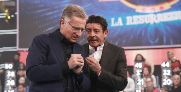 Alla vigilia del Congresso delle Famiglie a Ciao Darwin si sfidano ‘Family Day’ e ‘Gay Pride’