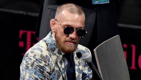 Conor McGregor si ritira dal mondo della MMA