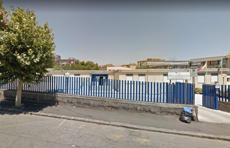Gravina di Catania, non c’è stato alcun attacco all’Istituto comprensivo da parte di un uomo armato