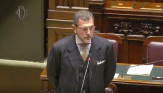 Il governo manda alla Camera un sottosegretario ‘a sua insaputa ’ | VIDEO article-post