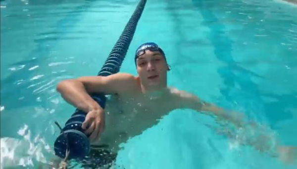 Manuel Bortuzzo torna a dare le prime bracciate in piscina | VIDEO