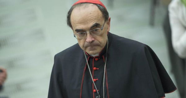 L’arcivescovo di Lione condannato a sei mesi per aver coperto abusi