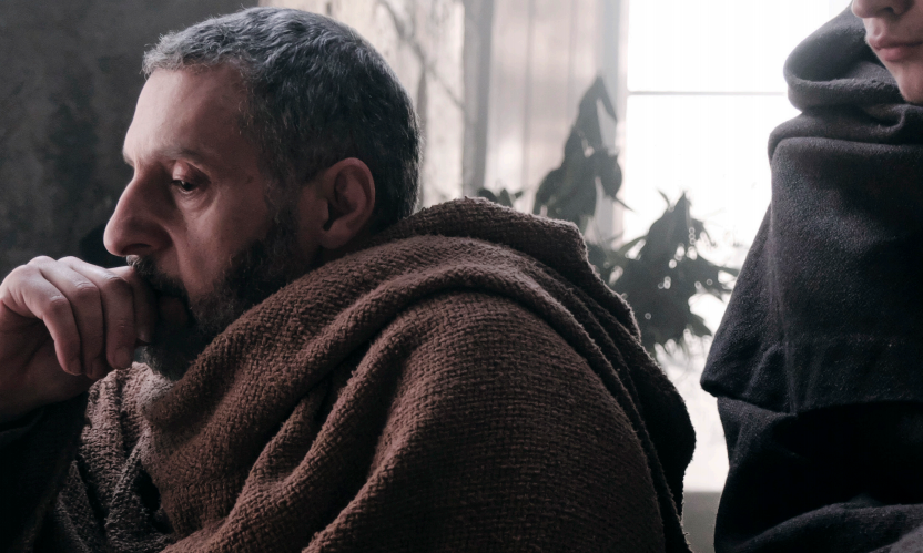 Il Nome della Rosa: John Turturro erede di Sean Connery “Non vidi il film, conoscenza strumento di lotta al potere” article-post