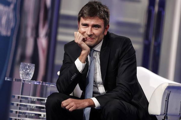 Il M5S deve recuperare consensi, magari ripescando Alessandro Di Battista