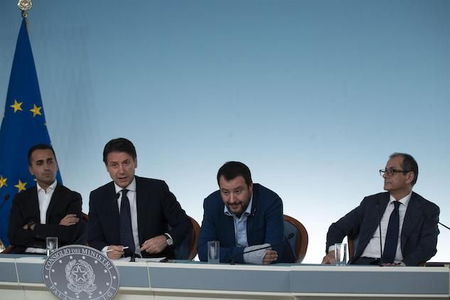 Il debito pubblico supera ogni record: aumenta di 6 miliardi ogni mese article-post