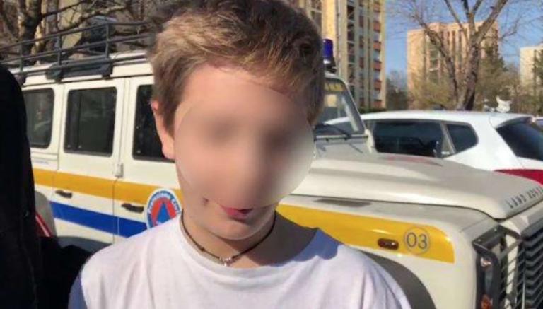 San Donato Milanese, il ragazzino che ha salvato i compagni: «Ho raccolto un telefono e ho chiamato la polizia»