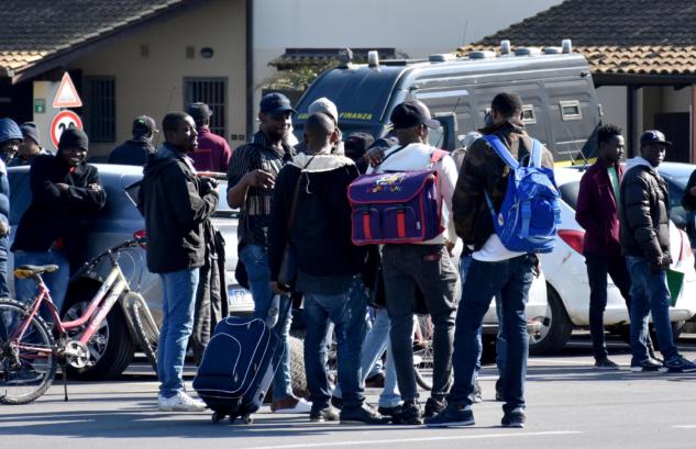 Non esiste nessuna ‘zona rossa’ interdetta ai migranti di Calolziocorte article-post