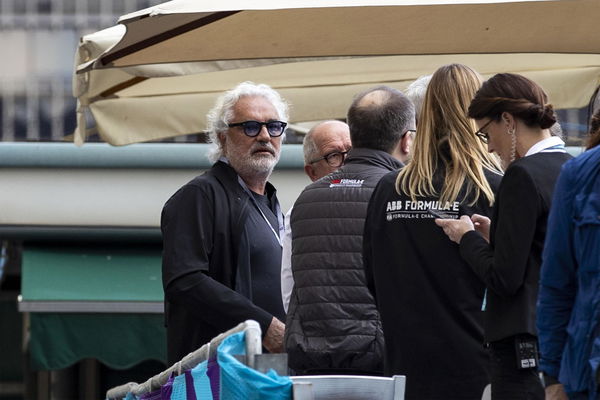 Flavio Briatore attacca Chiara Ferragni: «Voglio capire chi dà 600 euro a ‘sti deficienti»