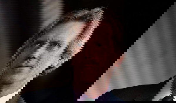 Avenue 5: La new comedy della HBO con protagonista Hugh Laurie