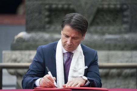 Conte annuncia l’incontro con Siri, ma poi viene smentito da Palazzo Chigi article-post