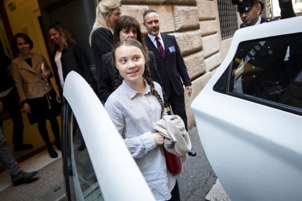 Greta Thunberg sfata il mito: «La Svezia è tra i Paesi che inquinano di più»