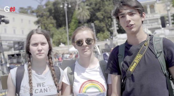 Generazione Greta: «Non siamo in piazza solo per fare selfie» | VIDEO