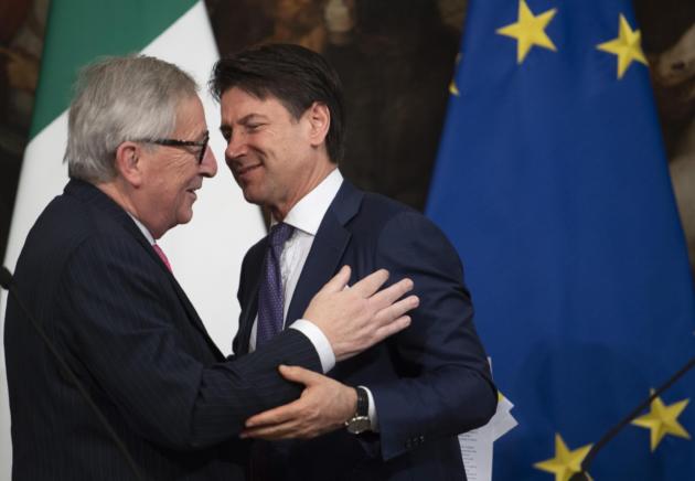 Juncker dice che «alcuni ministri italiani sono dei bugiardi» article-post