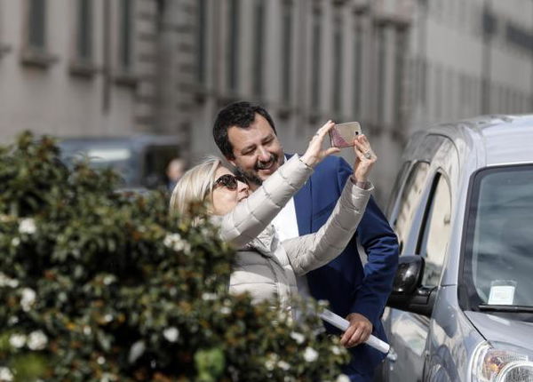 Salvini dice che gli italiani non si sono accorti che il M5S lavora di più