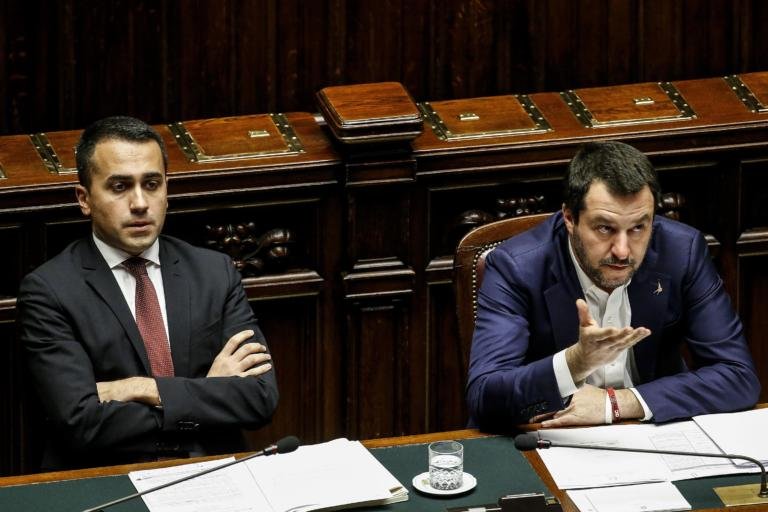 Il M5S contro Salvini: «Ma quale Salva Roma. Con Virginia Raggi si risparmiano 2,5 miliardi»