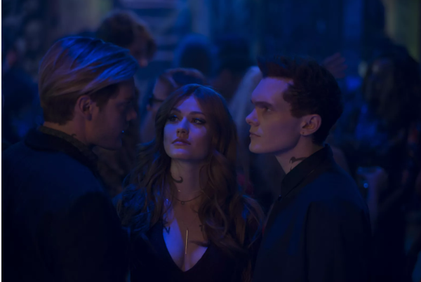 Shadowhunters 3×20: È troppo tardi per salvare Clary? VIDEO