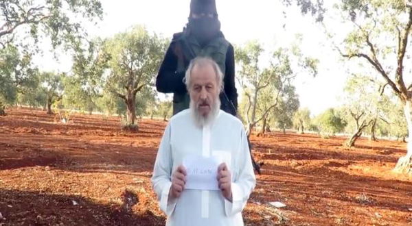 Sergio Zanotti racconta il suo rapimento: «Sono stato venduto ai miliziani da un tassista abusivo»