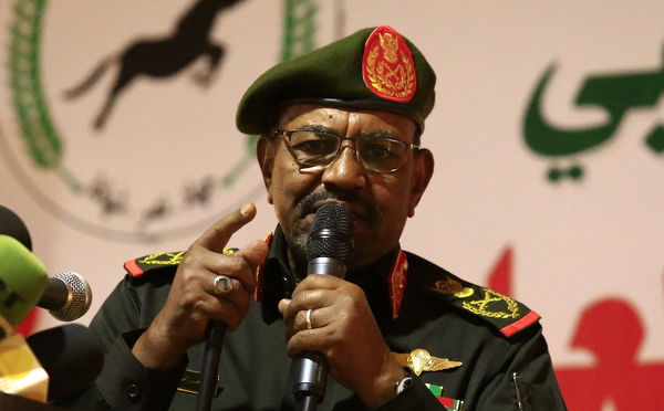 Sudan, la decisione dei militari: «Appoggiamo le proteste»