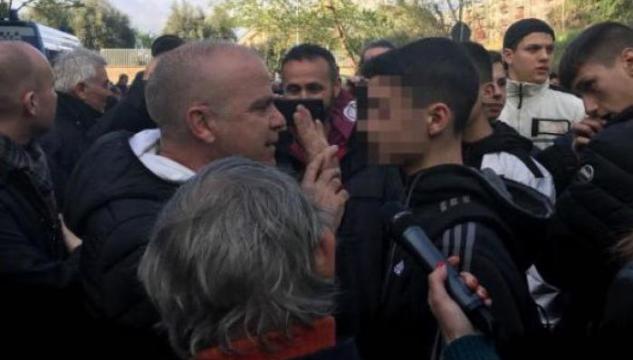 Simone di Torre Maura, Simone sfida Casapound