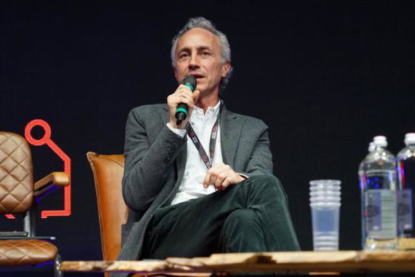 Travaglio dice che Radio Radicale strumentalizza la morte di Bordin: «Facciano crowdfunding»