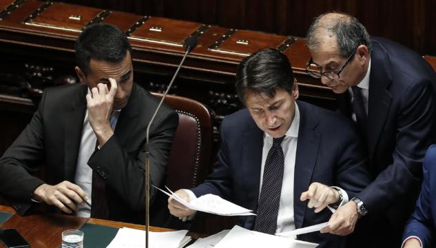 Tria bacchetta Di Maio sul rapporto Ocse