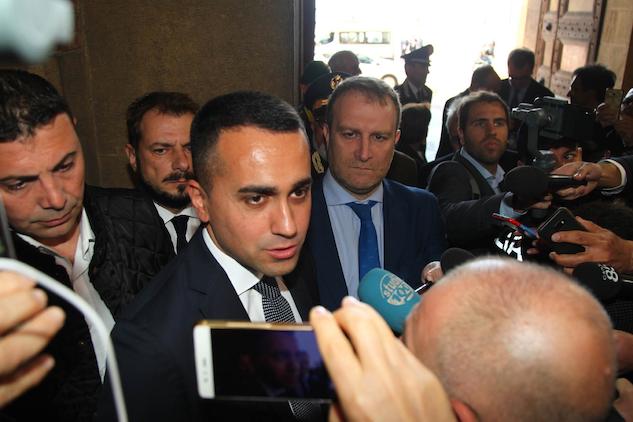 Ilva Taranto, la madre di un ragazzo morto per sarcoma si rifiuta di stringere la mano a Di Maio article-post
