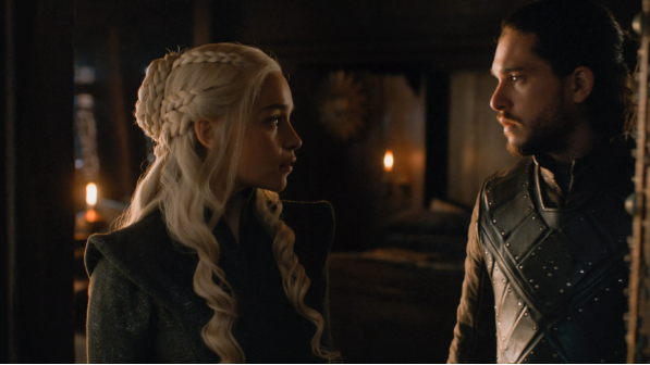 Game of Thrones 8: Emilia Clarke rivela “Non vedevo l’ora di leggere il finale per Dany e Jon” article-post