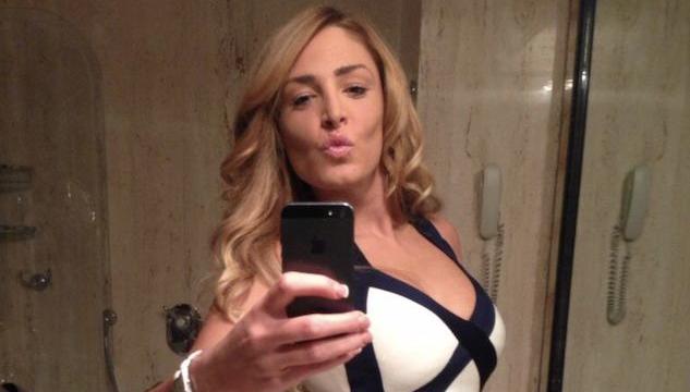 Kyra Kole, dallo show di Bonolis a super manager delle squillo