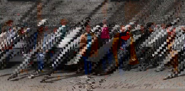 Le invisibili: Recensione, sopravvivere con il sorriso