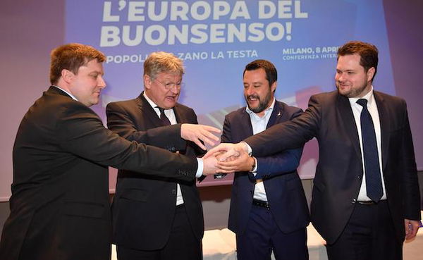 Europee, Matteo Salvini incontra gli alleati sovranisti: «Non ci sono nostalgici a questo tavolo»