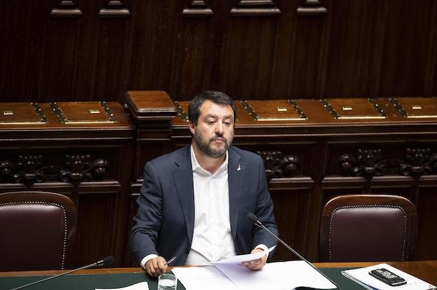 La nuova circolare di Matteo Salvini che permette ai prefetti di «supplire» ai sindaci