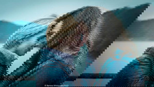 Un’altra vita – Mug: Recensione, il volto sfigurato della Polonia