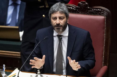 Roberto Fico risponde a Salvini sul 25 aprile: «Una giornata che va festeggiata anche dalle istituzioni» article-post