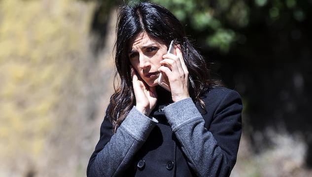 Inchiesta de L'Espresso: «Raggi ha fatto pressioni per chiudere il bilancio Ama in rosso»